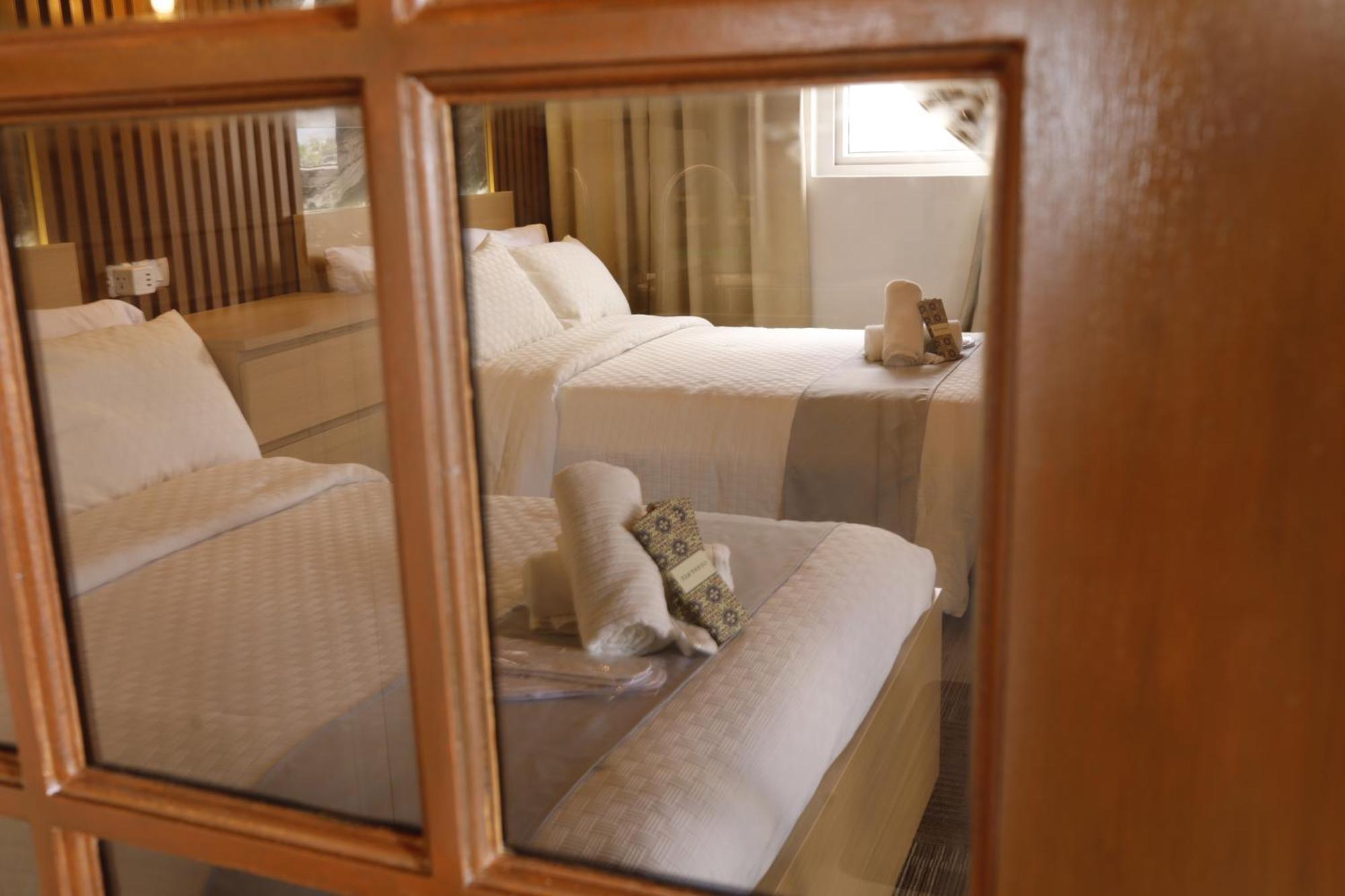 La Joya Suite นากา ภายนอก รูปภาพ